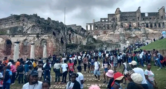 Drame à la Citadelle Laferrière : une trentaine de morts lors d’un rassemblement de jeunes